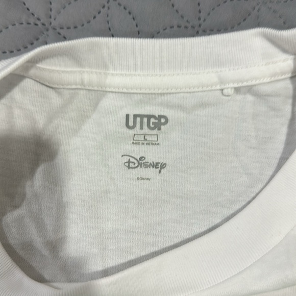 Cute Disney puppy shirt EUC - Picture 2 of 2